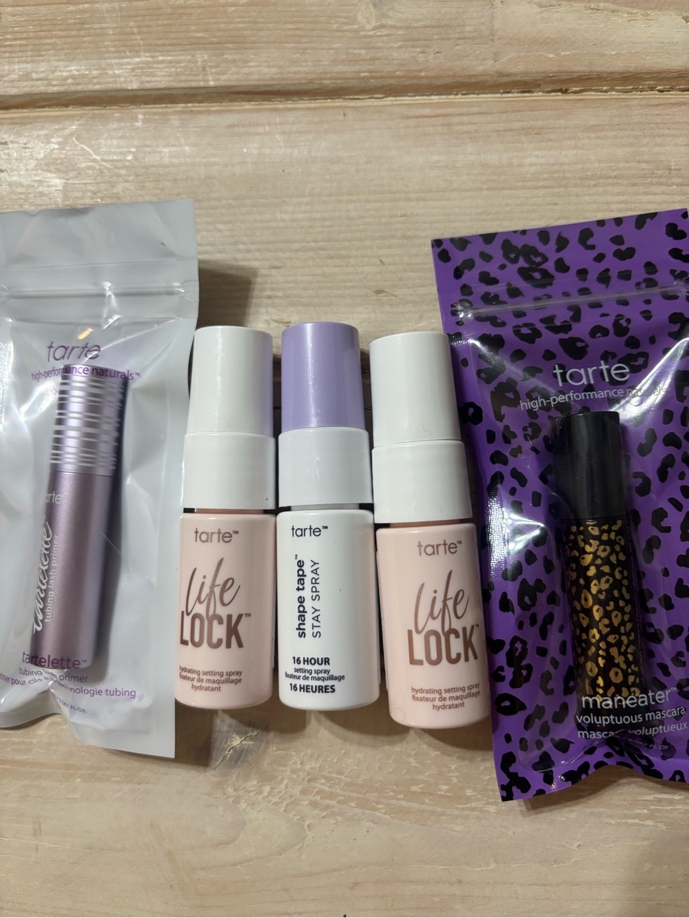 tarte Life LOCK & Shape Tape Mini Setting Sprays & mascara (35)